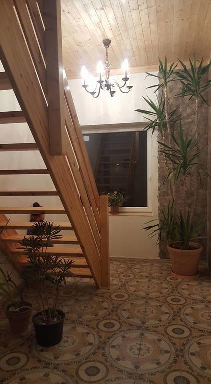 Farm Stay Nh Stables Nyrany Dış mekan fotoğraf